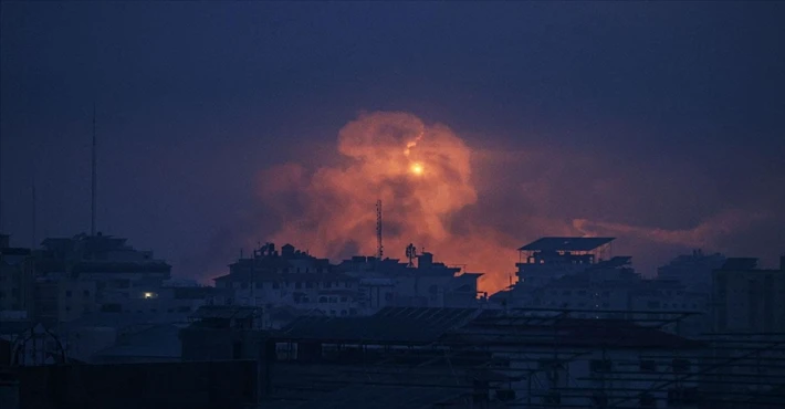 İsrail'in, Gazze'nin farklı bölgelerine düzenlediği saldırılarda 130'u aşkın kişi öldü