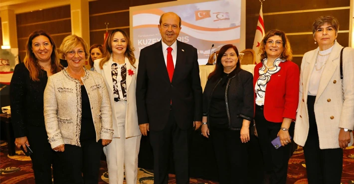 Cumhurbaşkanı Tatar “Kuruluşunun 40’ıncı yılında Kuzey Kıbrıs Türk Cumhuriyeti geçmişten geleceğe” paneline katıldı