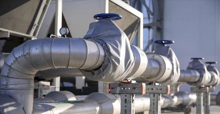 Türkiye, Cezayir ile sıvılaştırılmış doğal gaz ithalatı anlaşmasını 2027'ye kadar uzattı