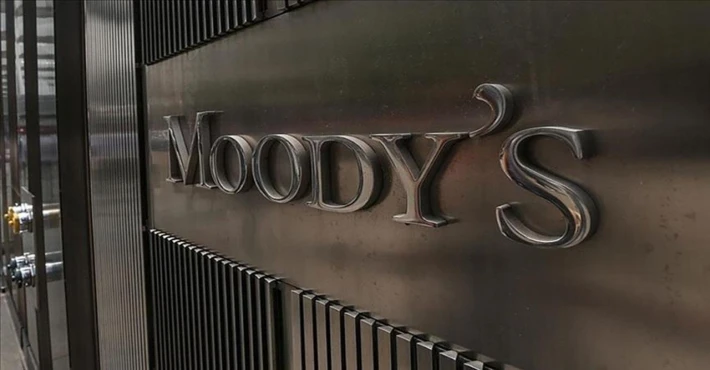 Moody's Türkiye'nin kredi notunu "pozitif"e çevirdi