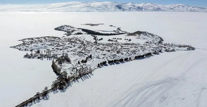 Kars tarihi ve doğal güzellikleriyle fotoğrafçıların uğrak yeri oldu