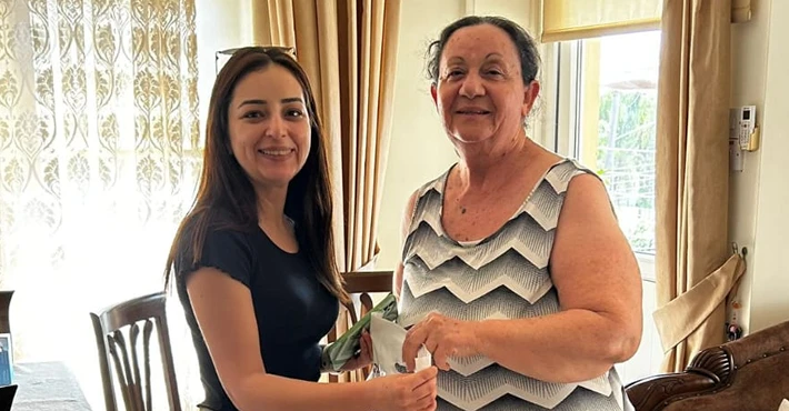 Girne Belediyesi’nden İkinci Bahar üyelerine doğum günü ziyareti