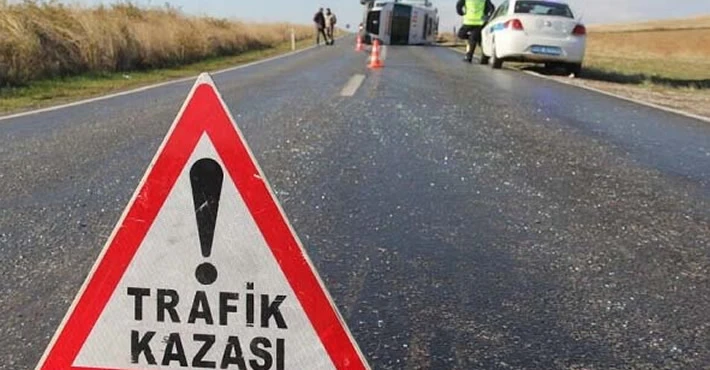 Lefkoşa ve Girne’de trafik kazası.. Sürücüler sigortasız araç kullanmaktan tutuklandı