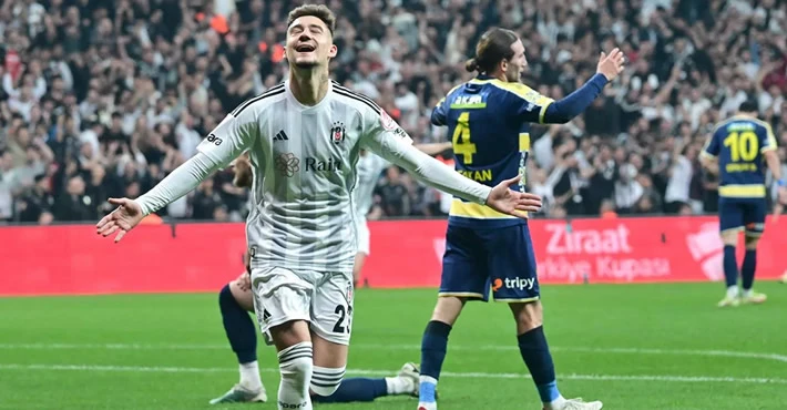 Ziraat Türkiye Kupası'nda ilk finalist Beşiktaş oldu!