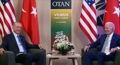 Biden, İsveç'in NATO'ya kabulü konusunda Cumhurbaşkanı Erdoğan'a teşekkür etti