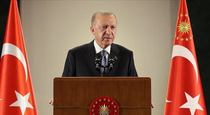 Cumhurbaşkanı Erdoğan: "Cumhuriyet'imizi yeni asrına hazırlamanın gayreti içindeyiz"