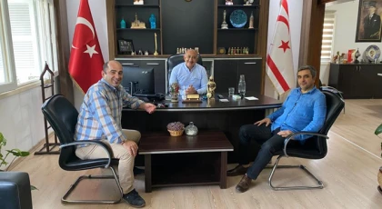 Yozgat Esnaf ve Sanatkarlar Odası Başkanı Latif Altın, Esnaf ve Sanatkarlar Merkez Birliği Başkanı Kemal Altuncuoğlu'nu ziyaret etti