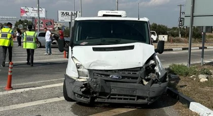 Kavşakta durmayan sürücü kazaya neden oldu…3 yaralı var