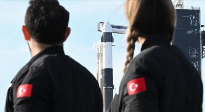 Türkiye’nin ilk astronotu Alper Gezeravcı’nın yer aldığı uzay yolculuğu ertelendi