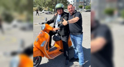 Maliye Bakanı Berova motosiklet ehliyetini aldı